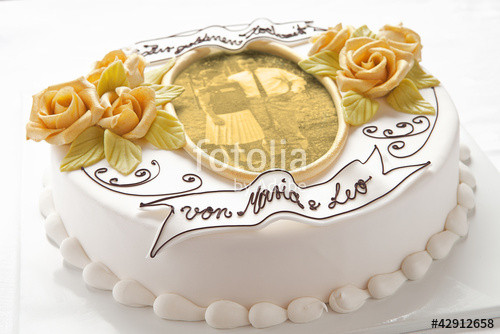 Goldhochzeit Geschenke
 "Muster Torte „Goldene Hochzeit“" Stockfotos und