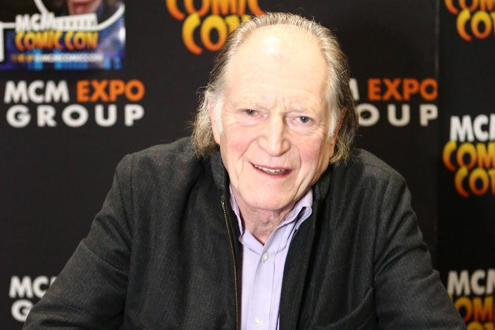 Got Rote Hochzeit
 GoT David Bradley lachte sich über Rote Hochzeit schlapp