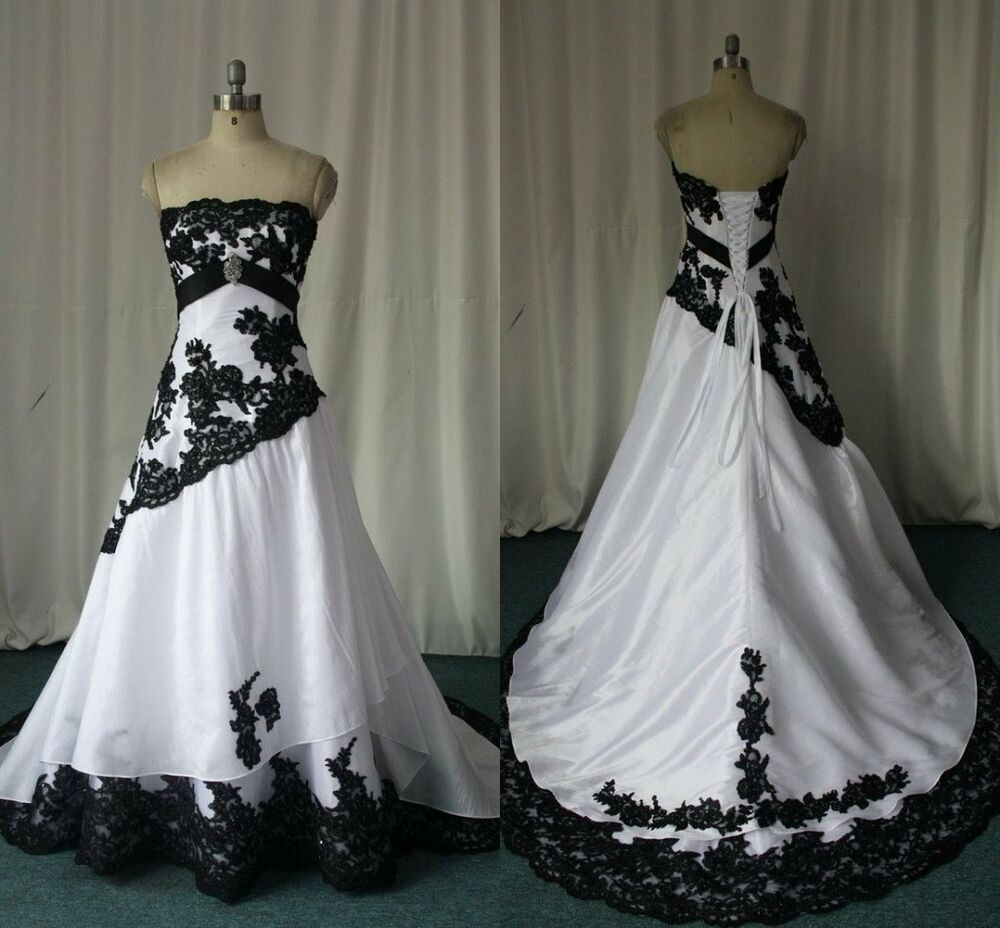 Gothic Hochzeitskleid
 Black and White Gothic Wedding Dresses 2015 Custom Made