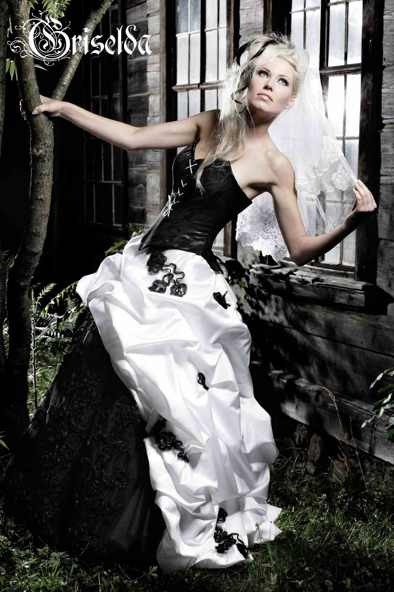 Gothic Hochzeitskleid
 Gothic Brautmode