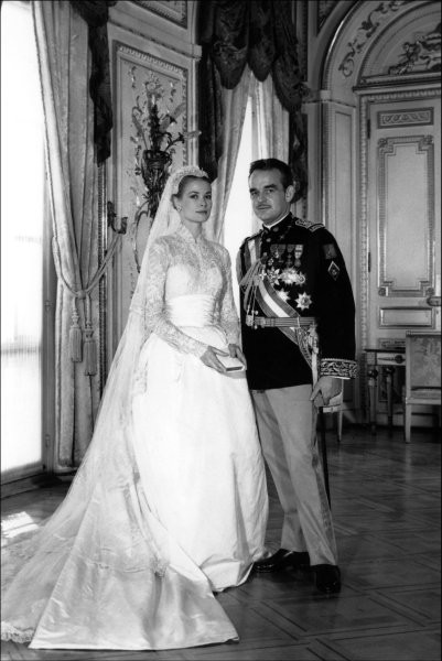 Grace Kelly Hochzeit
 Jahrestag der Hochzeit von Fürst Rainier und Grace Kelly