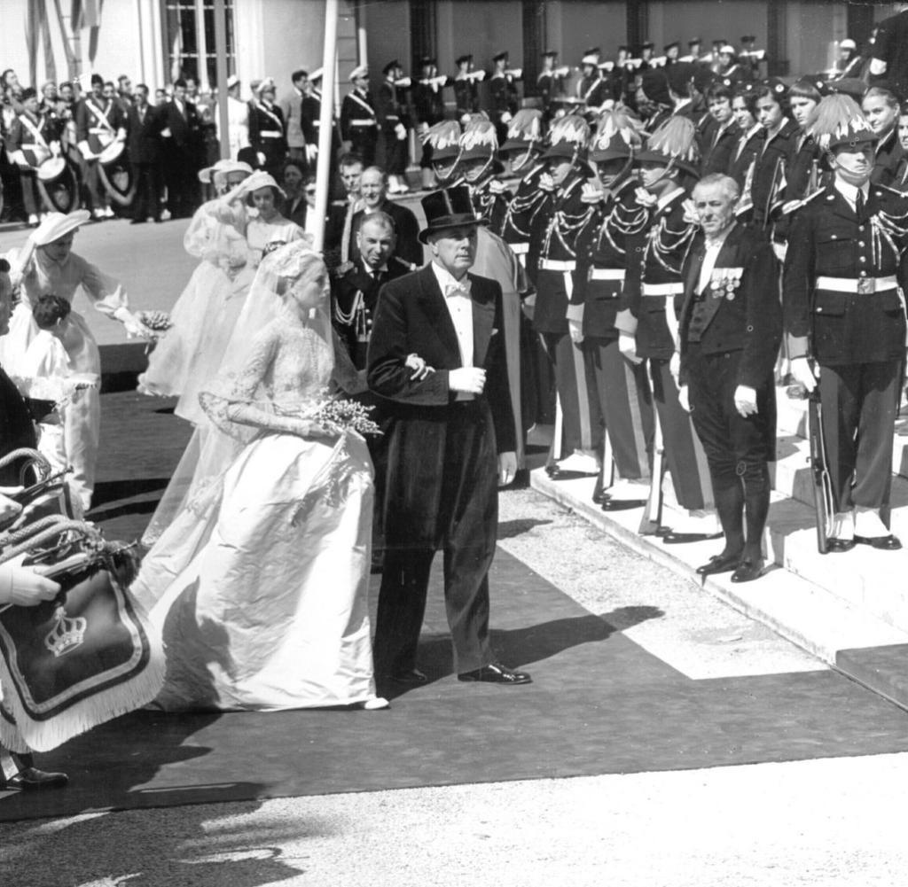 Grace Kelly Hochzeit
 Monaco Die Hochzeit von Grace Kelly und Fürst Rainier