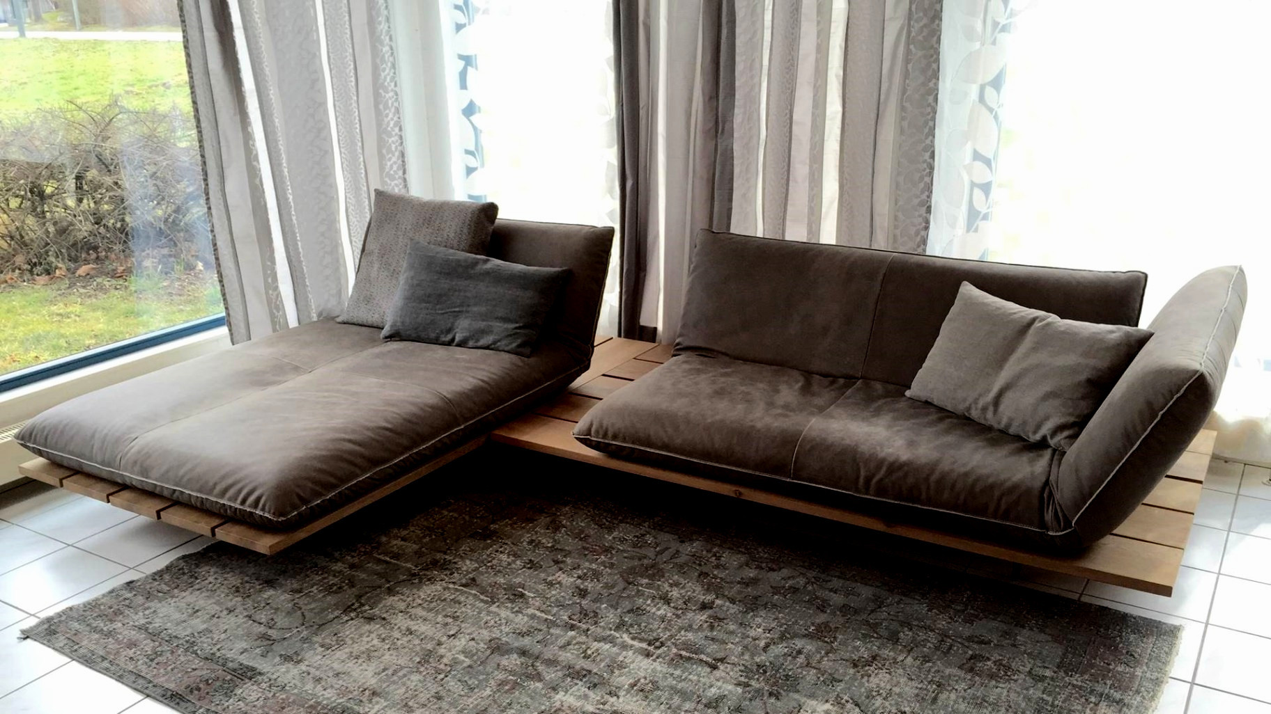 Günstige Couch
 Atemberaubend Ausgefallene Couch Guenstige Inspiration