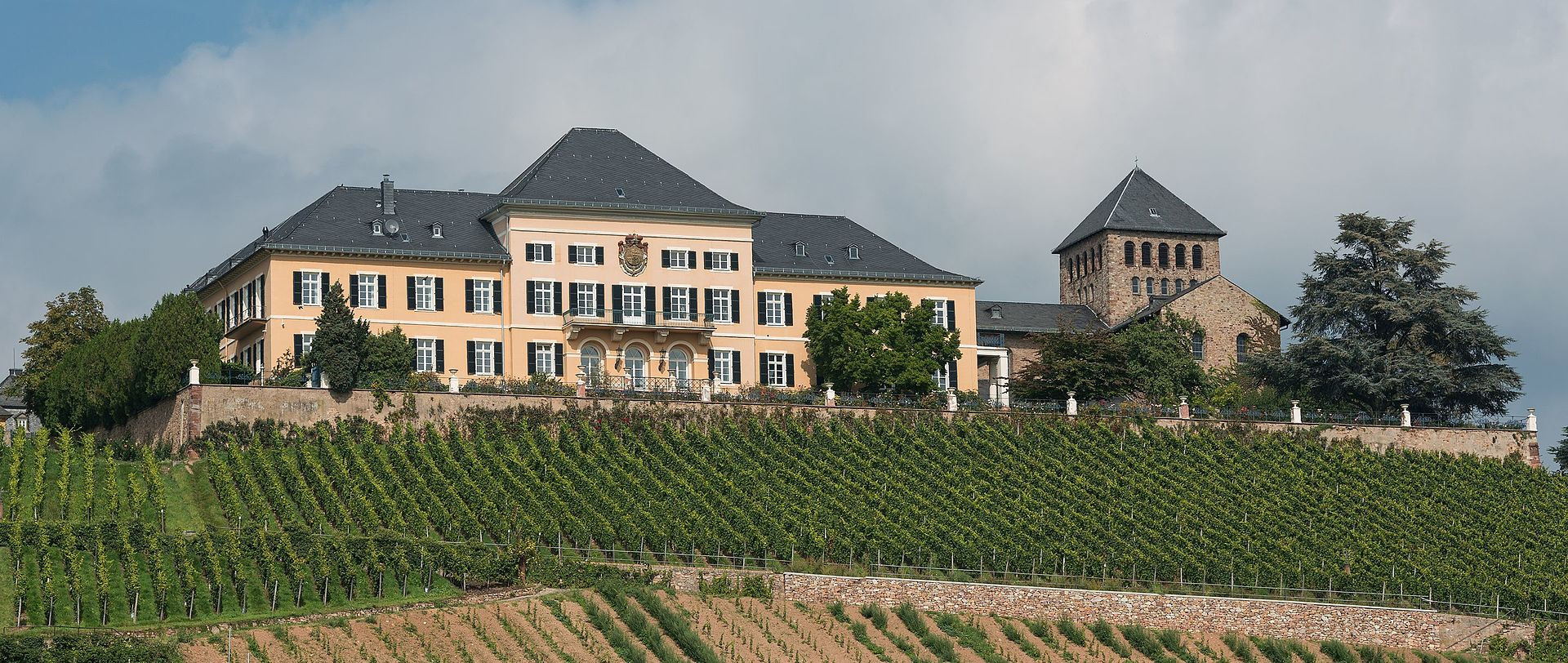 Gutsschänke Schloss Johannisberg
 Baustile im Rheingau