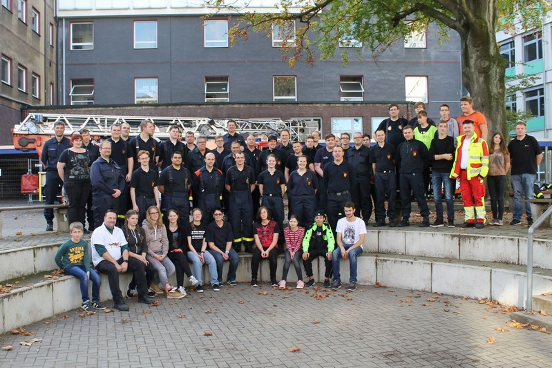 Gymnasium Wanne
 Übungseinsatz der Freiwilligen Feuerwehr am Gymnasium