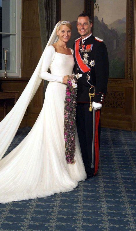 Haakon Hochzeit
 Die Hochzeit des norwegischen Prinzen Haakon Magnus und