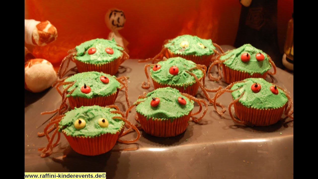 Halloween Kuchen
 Halloween Backen fuer Kinder Spinnen Muffins Raffini