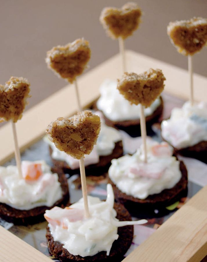 Häppchen Hochzeit
 Snacks zum Sektempfang J & C