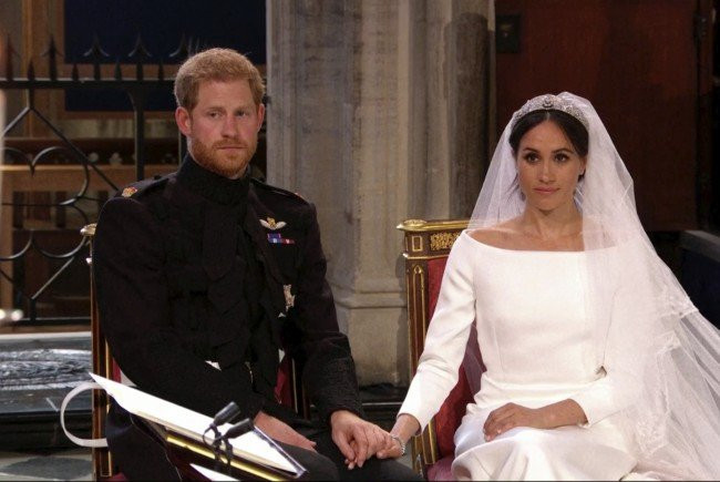 Harry Und Meghan Hochzeitskleid
 Royale Hochzeit Das Brautkleid von Meghan Markle