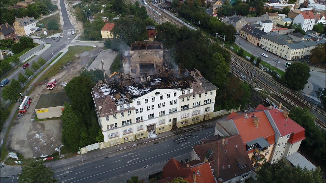 Haus Abgebrannt
 Finsterwalde "Haus der Freundschaft" abgebrannt
