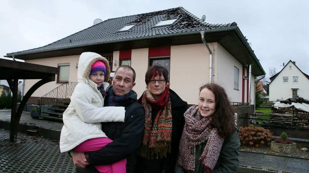 Haus Abgebrannt
 Haus abgebrannt Jühnde hilft Familie mit krebskrankem