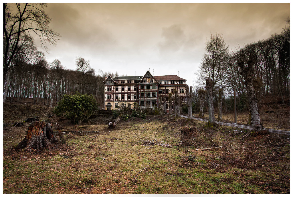 Haus Am Ende Der Straße
 Das Haus am Ende der Straße Foto & Bild