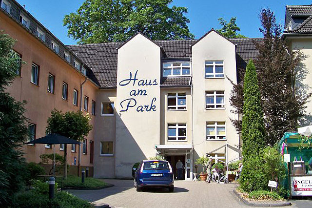 Haus Am Park
 Haus am Park Senioren und Pflegeheim GmbH & Co KG