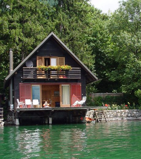 Haus Am See Kaufen
 Seehaus Lore am Ossiacher See