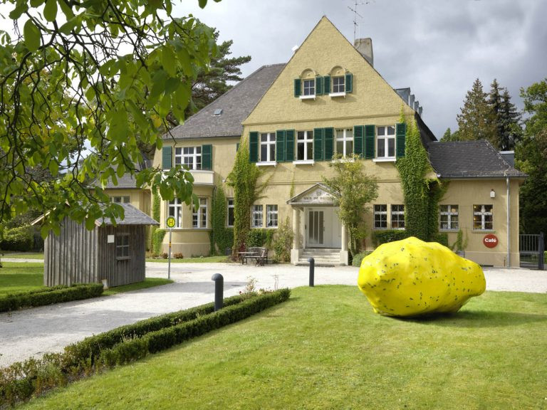 Haus Am Waldsee
 Skulpturenpark · HAUS AM WALDSEE