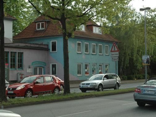 Haus Der Jugend Hannover
 Haus der Jugend in Langenhagen Das rot grüne Nein