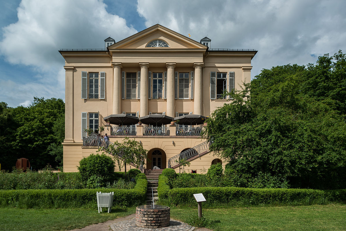 Haus Der Sinne Wiesbaden
 Château de Freudenberg Hesse — Wikipédia