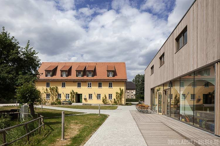 Haus Der Tausend Teiche
 Haus der Tausend Teiche OBERLAUSITZ BILDER DE