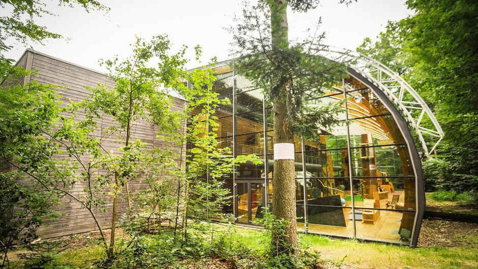 Haus Des Waldes
 Stuttgart Beliebter Ferientreffpunkt Das Haus des Waldes