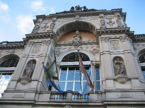 Haus Friedrichsbad
 Friedrichsbad Römisch Irisches Bad Baden Baden