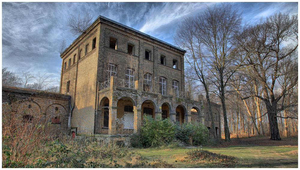 Haus Fühlingen
 Haus Fühlingen V Foto & Bild