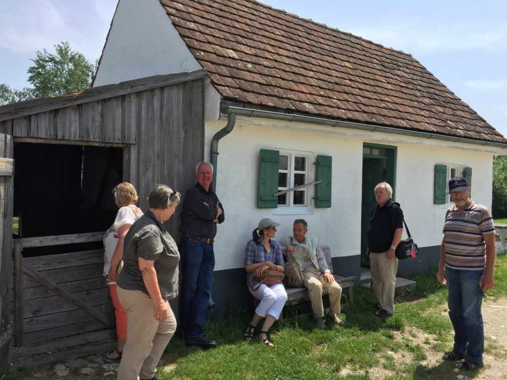 Haus Im Moos
 Neues aus dem Torfbahnhof