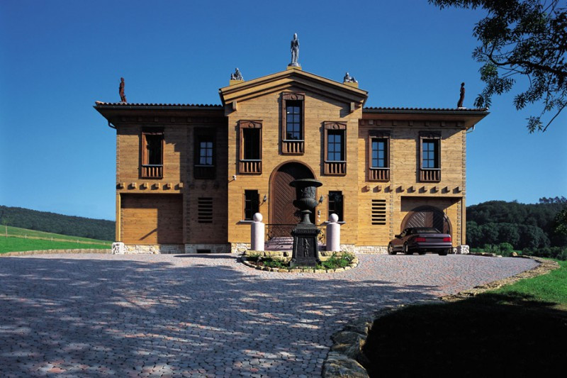 Haus Kaufen In Schlüchtern
 Imposante Architektenvilla in Traumgrünruhelage