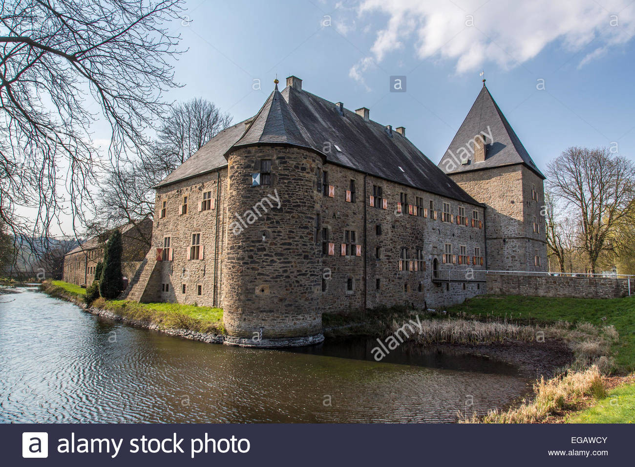 Haus Kemnade
 Water castle "Haus Kemnade" at river Ruhr Bochum