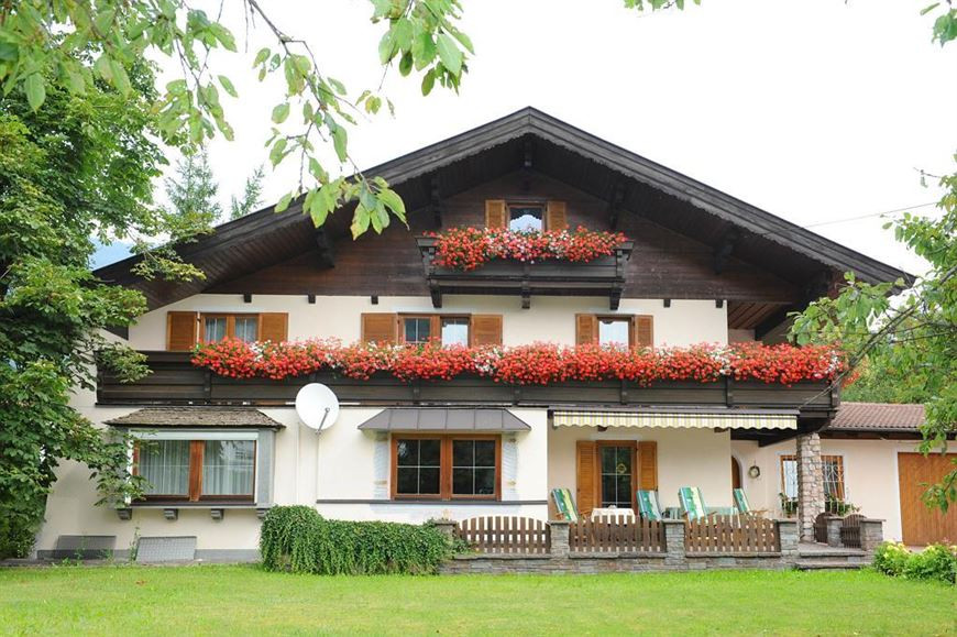 Haus Monika
 Haus Monika Kirchberg in Tirol