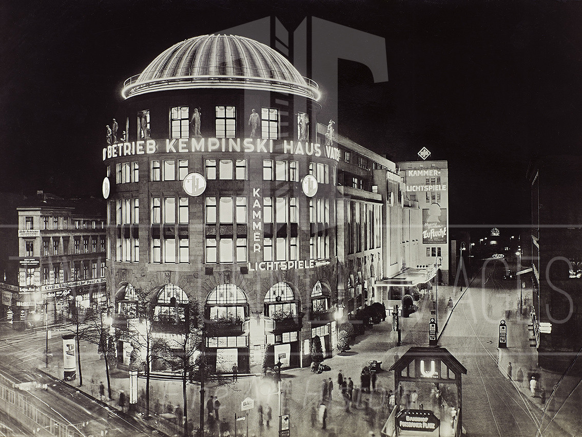 Haus Vaterland Berlin
 Haus Vaterland mit den Kammerlichtspielen