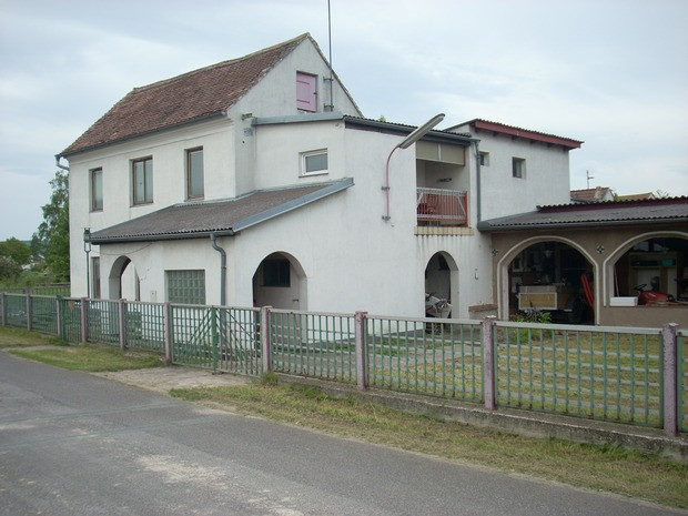 Haus Verkaufen
 Haus zu verkaufen aus Horn