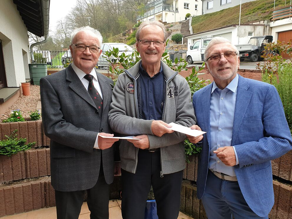 Haus Versteigerung
 Benefizaktion im Haus der Begegnung Versteigerung der