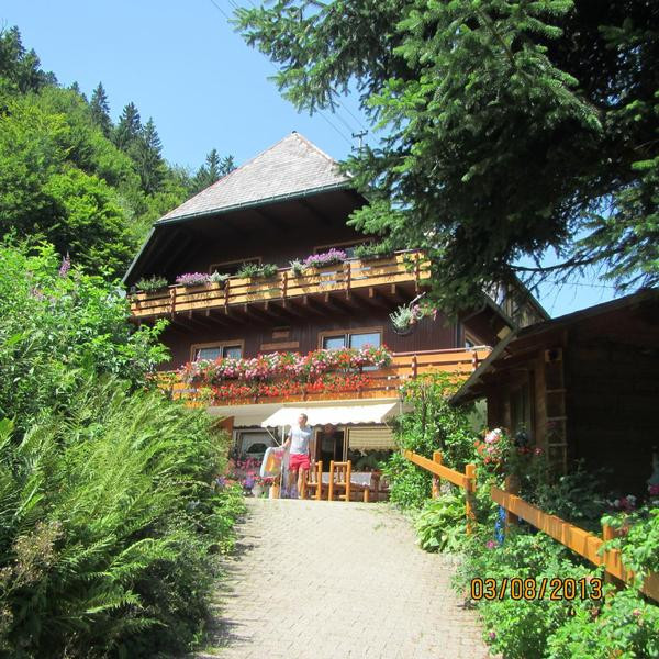 Haus Waldfrieden
 Haus Waldfrieden in Menzenschwand Südschwarzwald