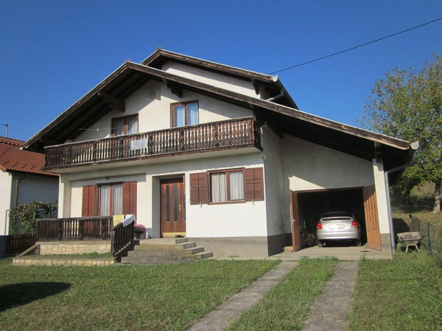 Haus Zu Kaufen
 Haus in Cerik Spionica Bosnien und Herzegowina zu