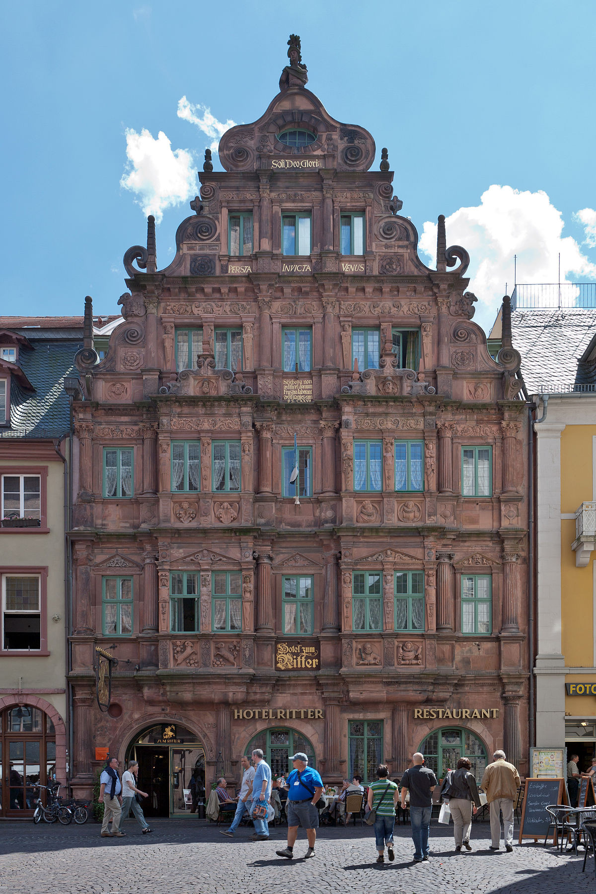 Haus Zum Haus
 Haus zum Ritter Heidelberg –