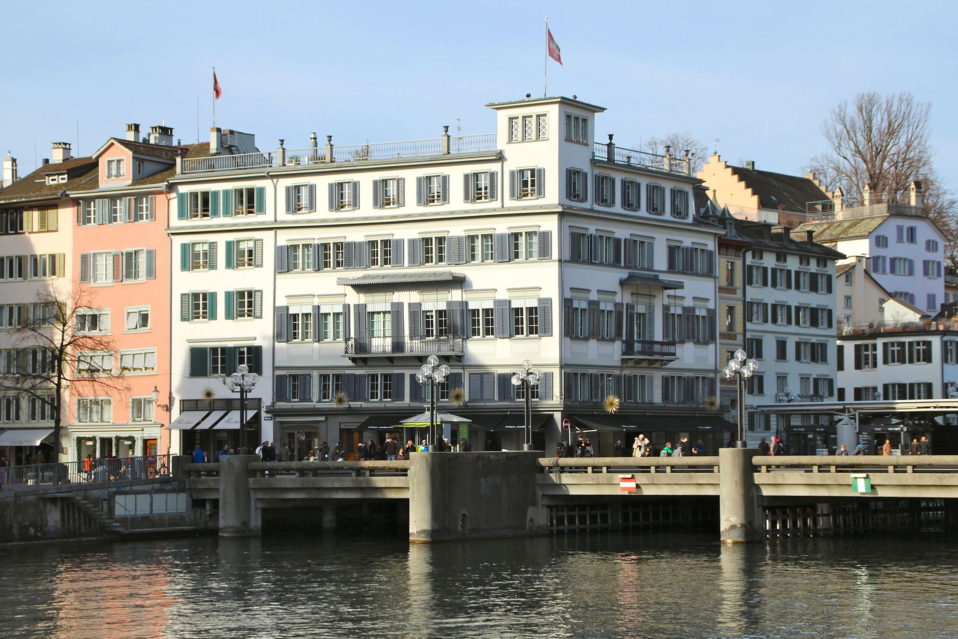 Haus Zum Haus
 Haus zum Schwert Zürich –