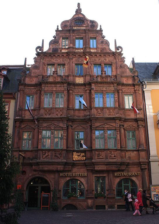 Haus Zum Haus
 File Heidelberg Haus zum Ritter Wikimedia mons