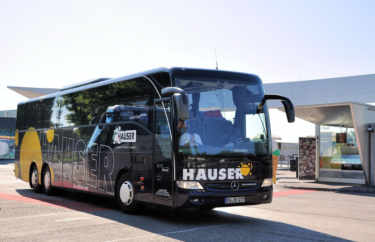 Hauser Reisen
 MERCEDES BENZ TOURISMO von HAUSER Reisen aus der BRD am 17