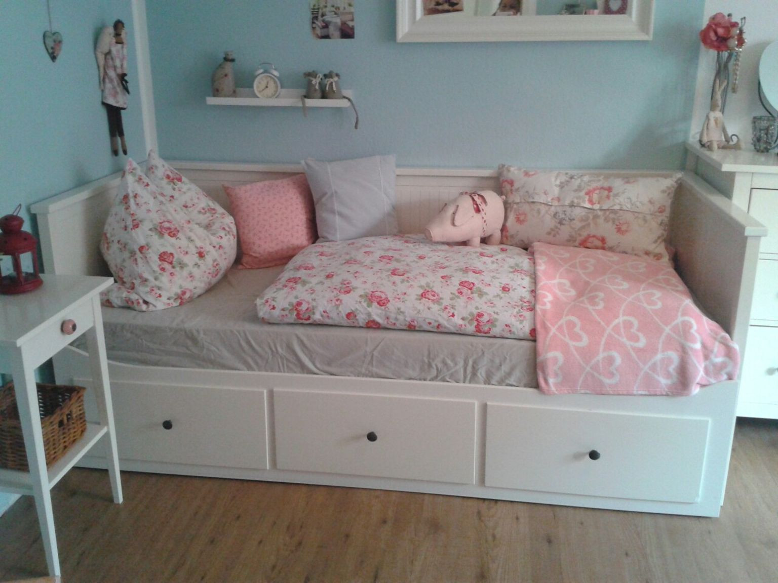 Hemnes Bett
 Gebraucht Ikea Hemnes Bett Tagesbett weiss Schubladen in