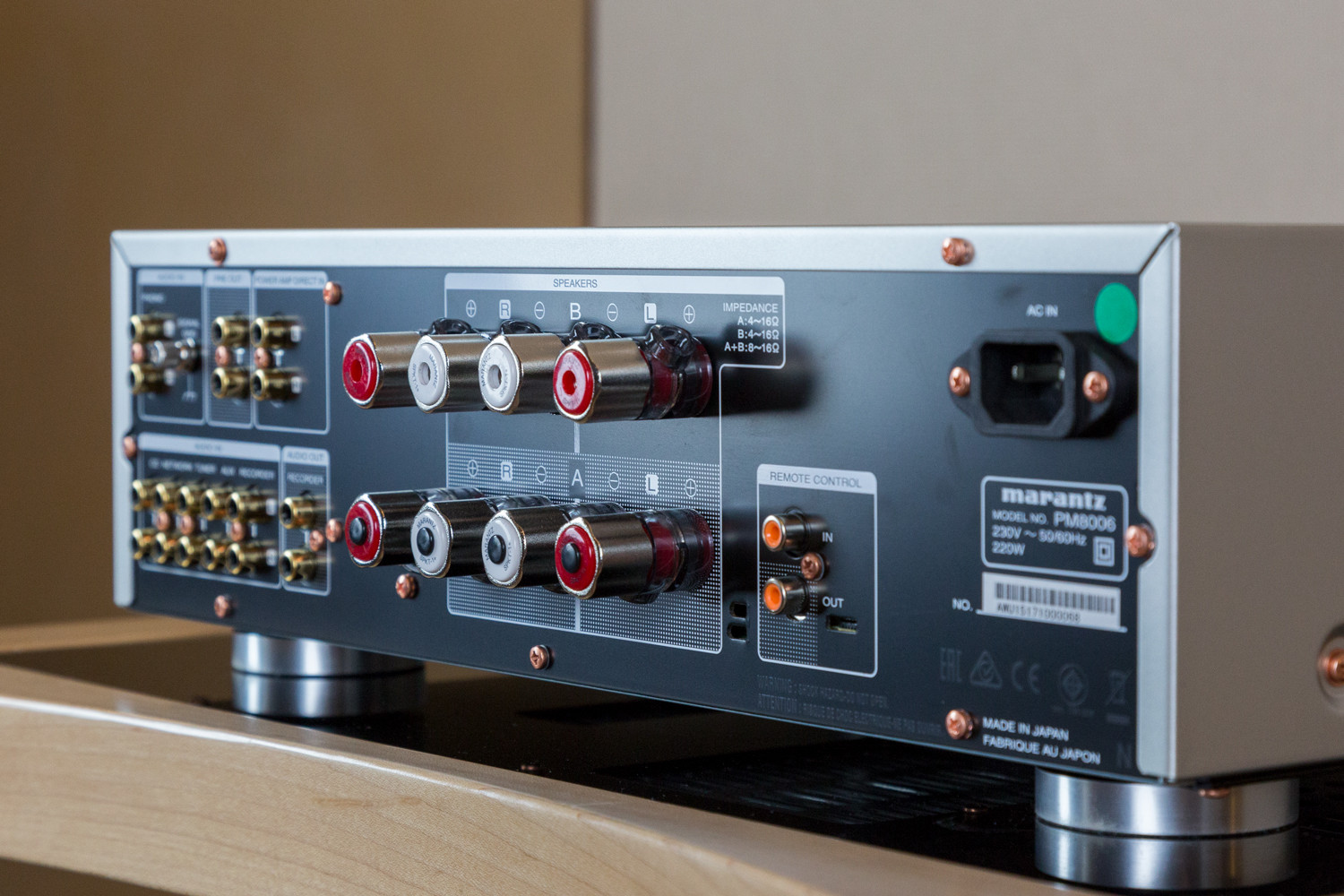 Hifi Im Hinterhof
 Digital Meets Analogue With The PM8006 Amplifier From