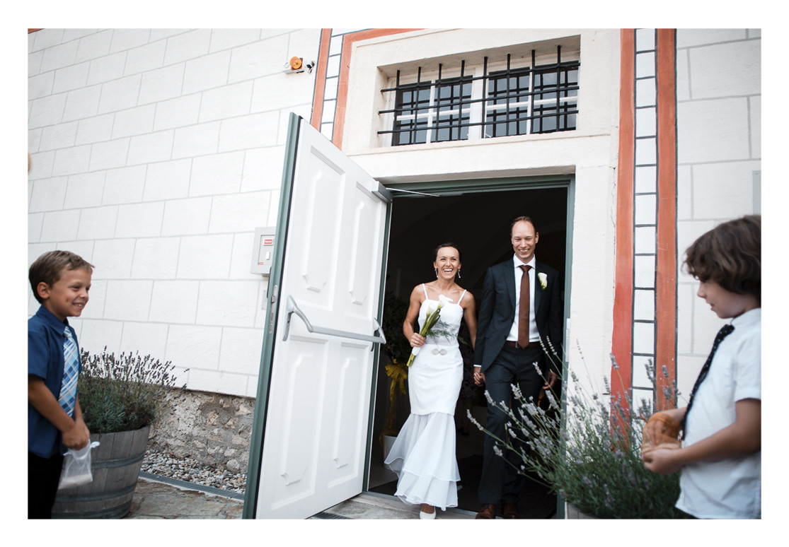 Hochzeit 24
 Hochzeit Thallern 24 – PHOTOPAM