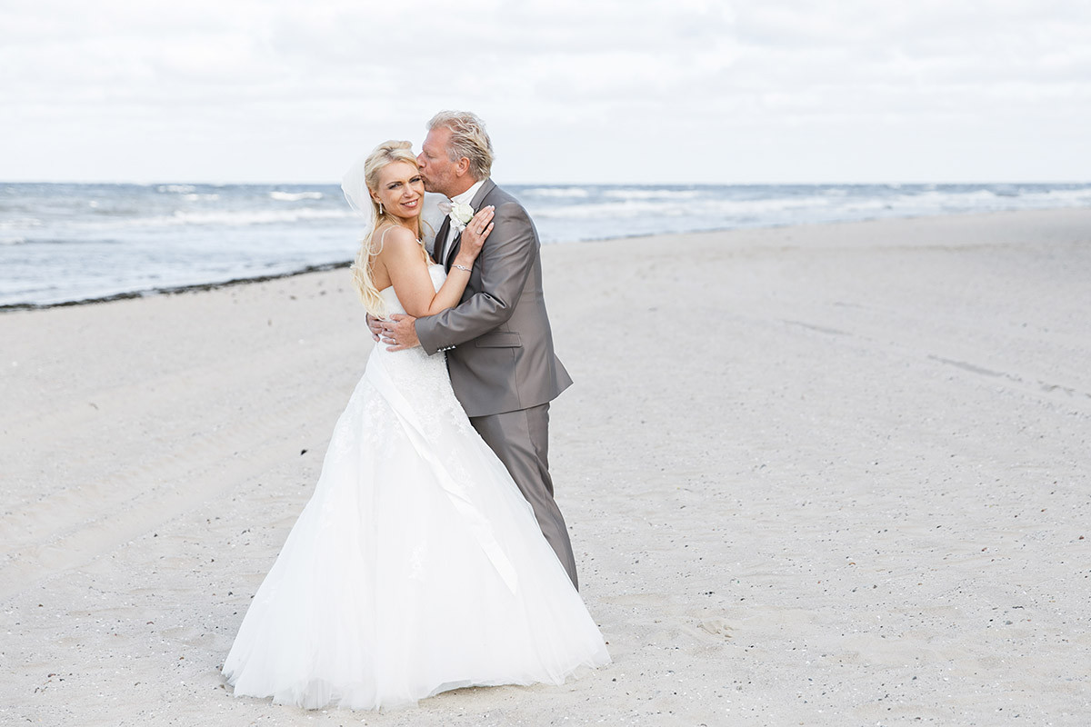 Hochzeit Am Strand Ostsee
 Ostsee Hochzeit Hochzeitsfotograf