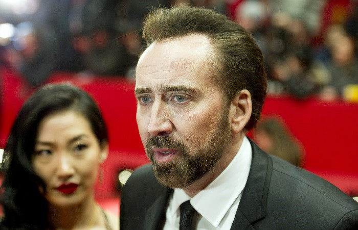 Hochzeit Annullieren
 Nicolas Cage beeilt sich seine Ehe zu annullieren nur 4