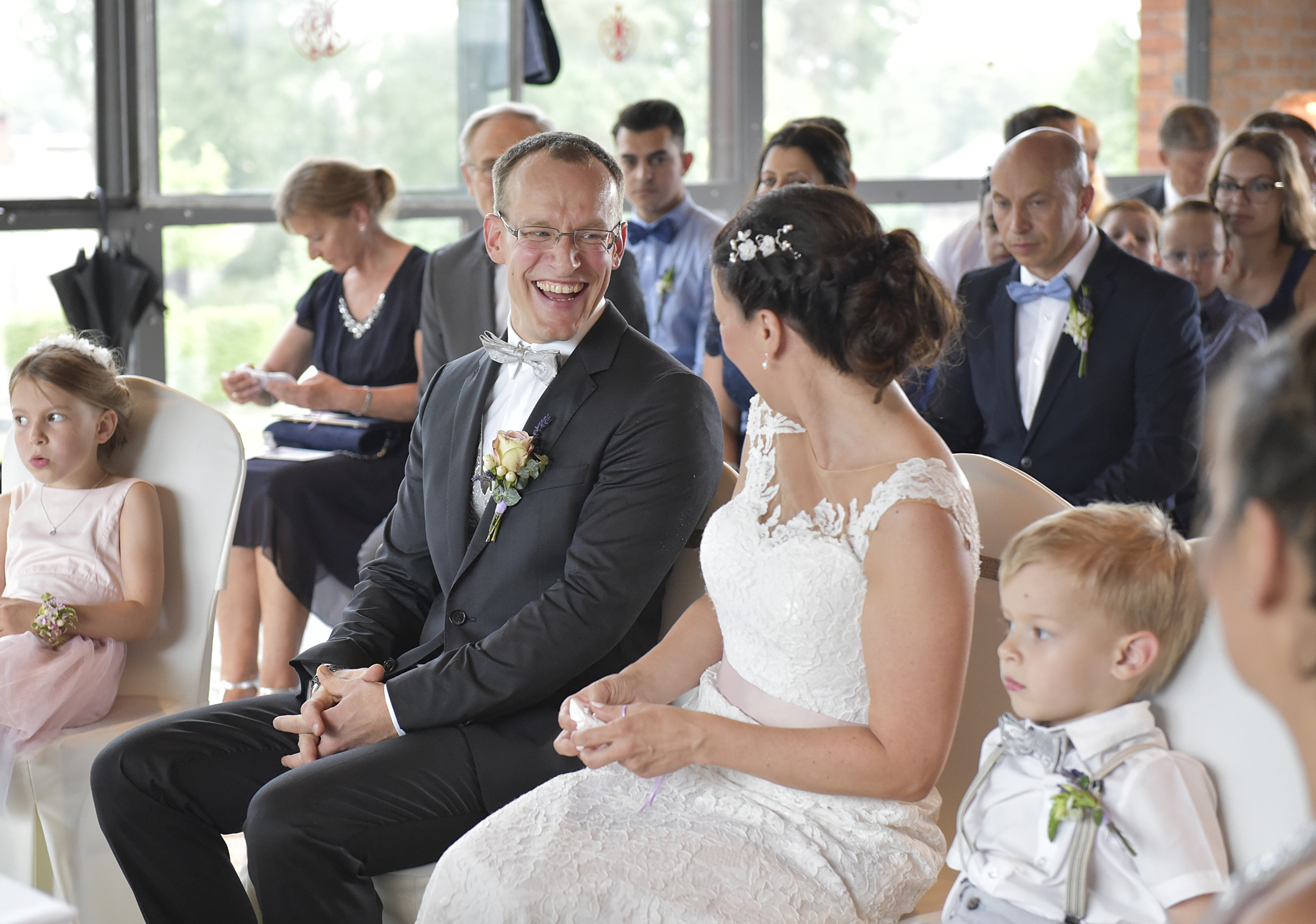 Hochzeit Auf Dem Immenhof
 Hochzeit auf dem Landgut Stober heiraten mit Kindern