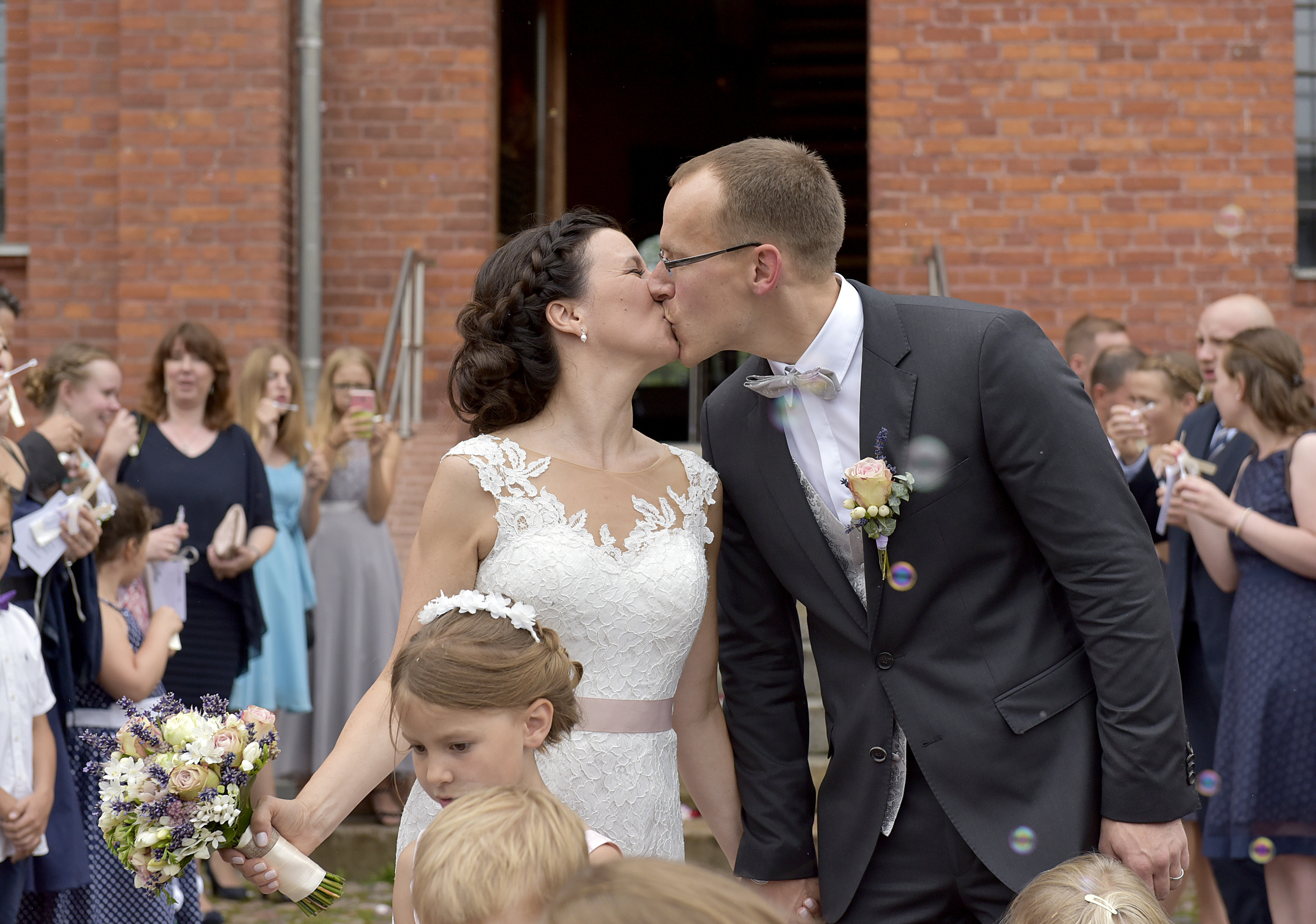 Hochzeit Auf Dem Immenhof
 Hochzeit auf dem Landgut Stober heiraten mit Kindern