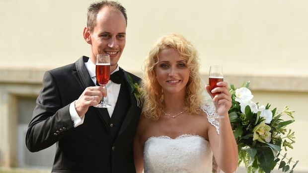 Hochzeit Auf Den Ersten Blick Vanessa
 Hochzeit auf den ersten Blick Diese Paare sind bis heute