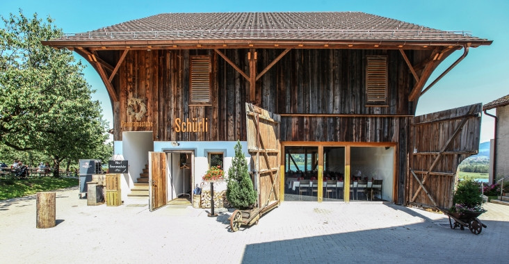 Hochzeit Bauernhof
 Hochzeit auf dem Bauernhof