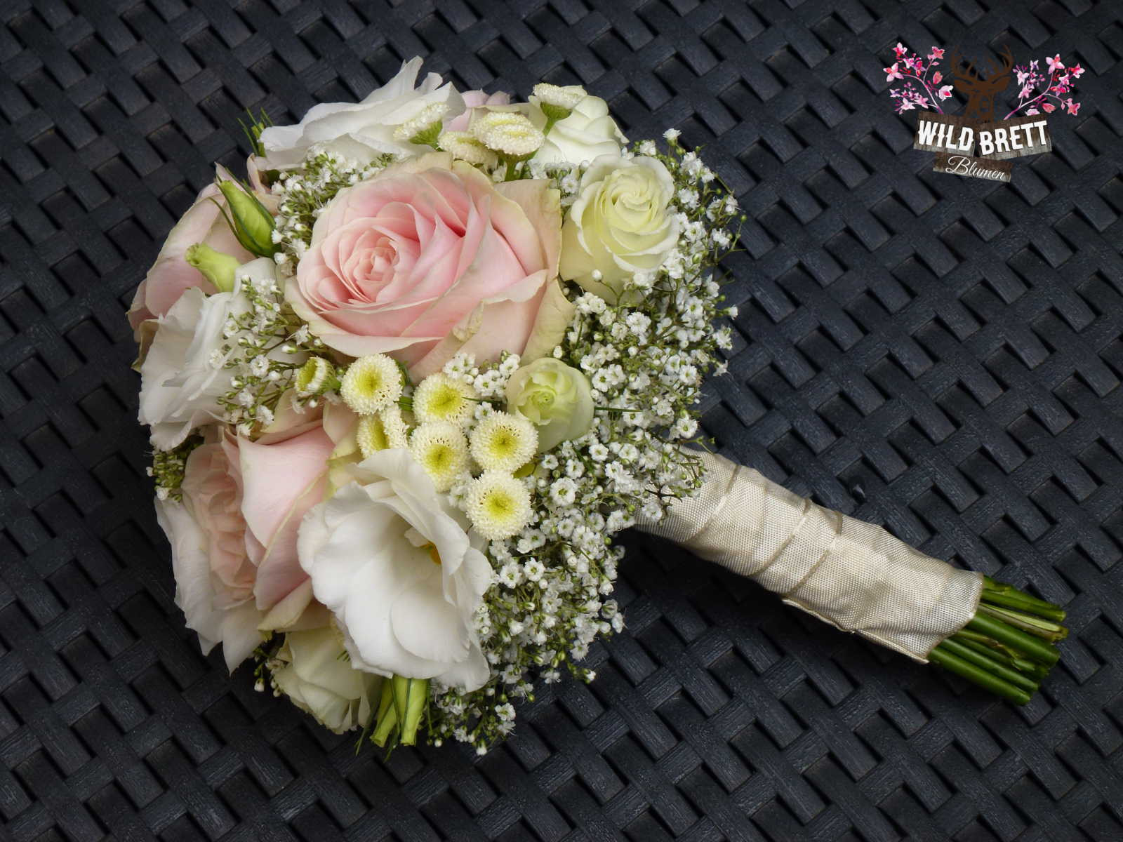 Hochzeit Blumen
 HOCHZEIT Blumen Wildbrett Weiden