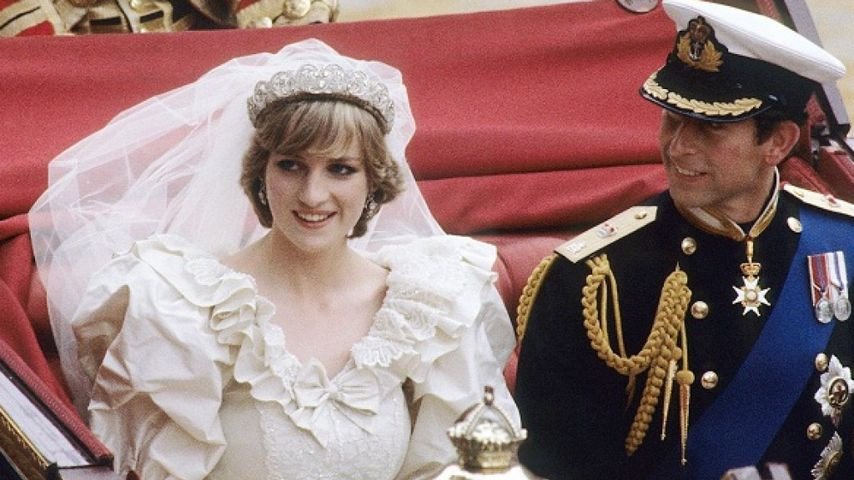 Hochzeit Diana Charles
 Prinz Charles Todesangst bei Prinzessin Dianas Beerdigung