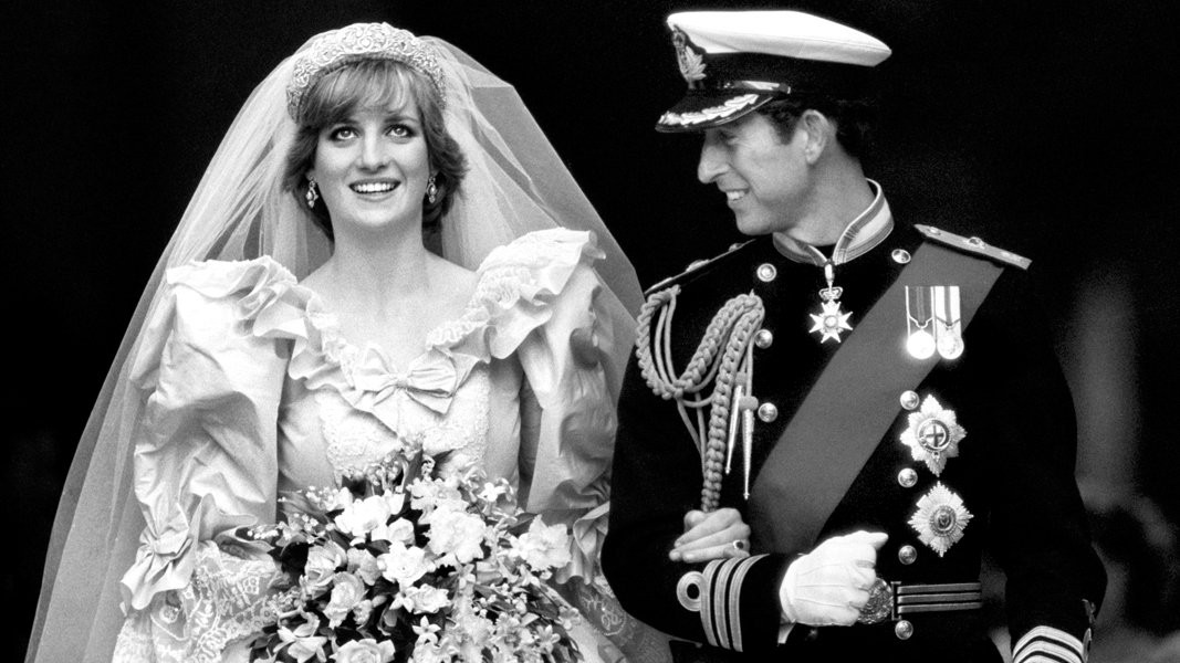 Hochzeit Diana Charles
 Die Hochzeit von Prinz Charles und Diana Bild 10 Das